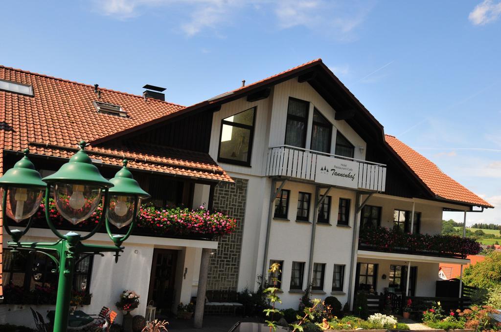 Hotel Tannenhof Bad Wunnenberg Bagian luar foto