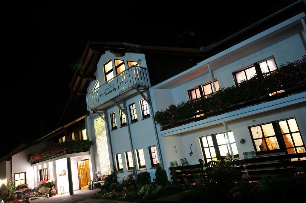 Hotel Tannenhof Bad Wunnenberg Bagian luar foto