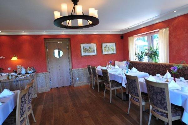 Hotel Tannenhof Bad Wunnenberg Bagian luar foto